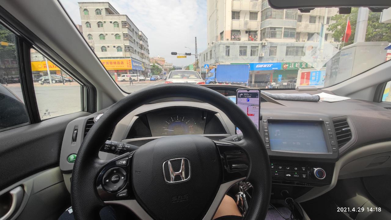 奥迪A5 请问一下各位帅哥 老板 2021款A5 40四驱落地要多少 坐标深圳 跑了好几家4S店 什么都不选装都要42-