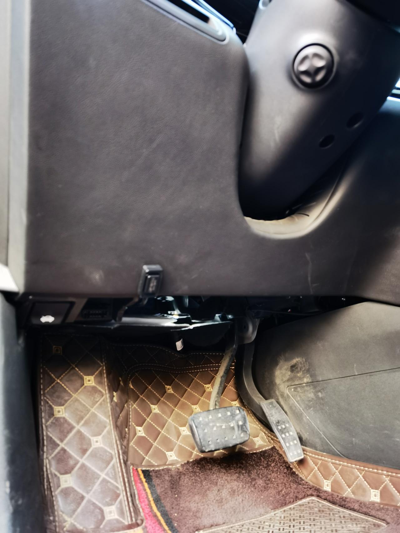 凯迪拉克XT6 请问都是这样吗？