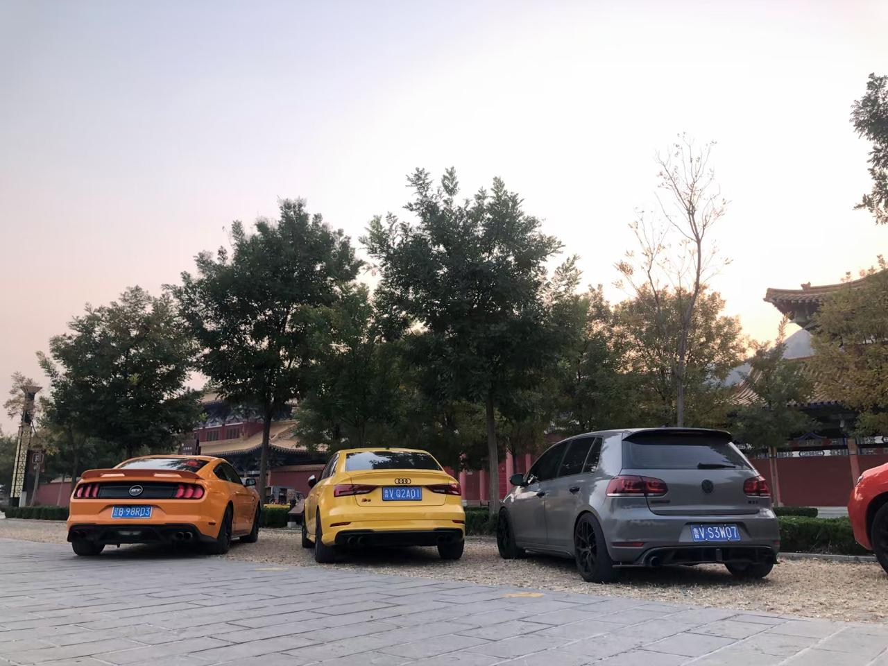 Mustang 换挡顿挫 空挡换D挡 明显的顿挫感 我看抖音 跟西瓜视频一些大神 升级发动机波箱学习 我问了我附近的4s