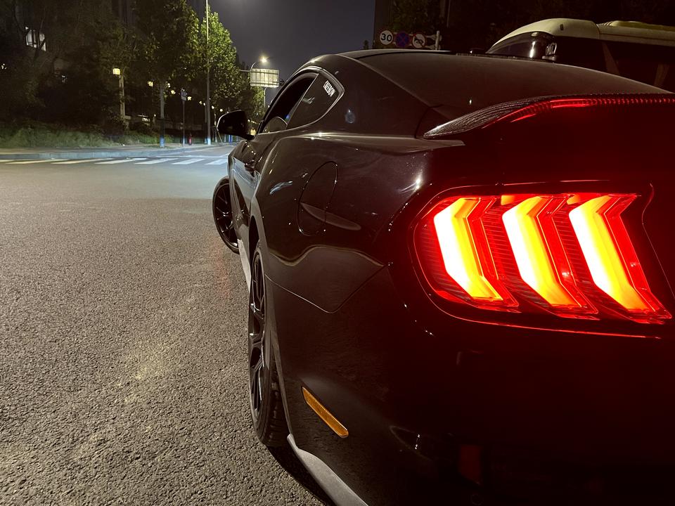 福特Mustang 准备换进气套件 涡轮管 中冷 求推荐当下性价比，目前车是吃的少拉的多，全段排气已换