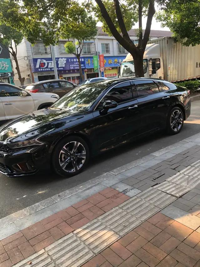 起亚K5 大哥们，有没有车友群拉我一个，新人一个，济南地区的更好了，