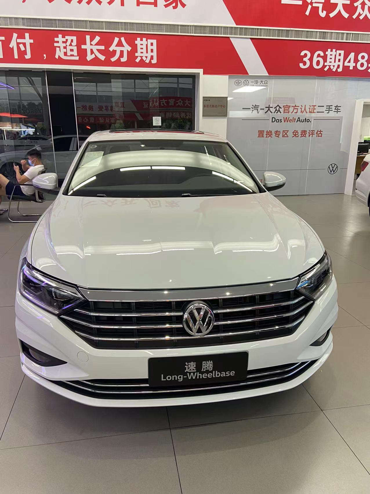 各位车友，广东速腾现在什么价呀？周末去谈只谈到15.3落地，贷6万免息送双保前摄？老铁们看看砍到多少合适，看到好多14个