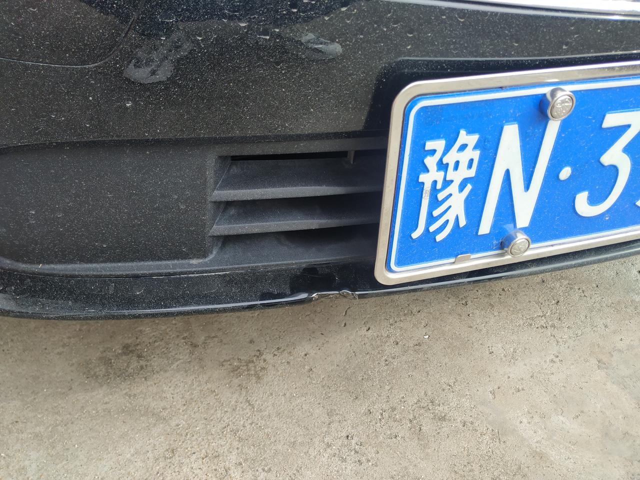 别克君威 各位大佬，552T精英，这块是叫护板还是叫啥要全换下来吗？马路牙子的魅力不可阻挡