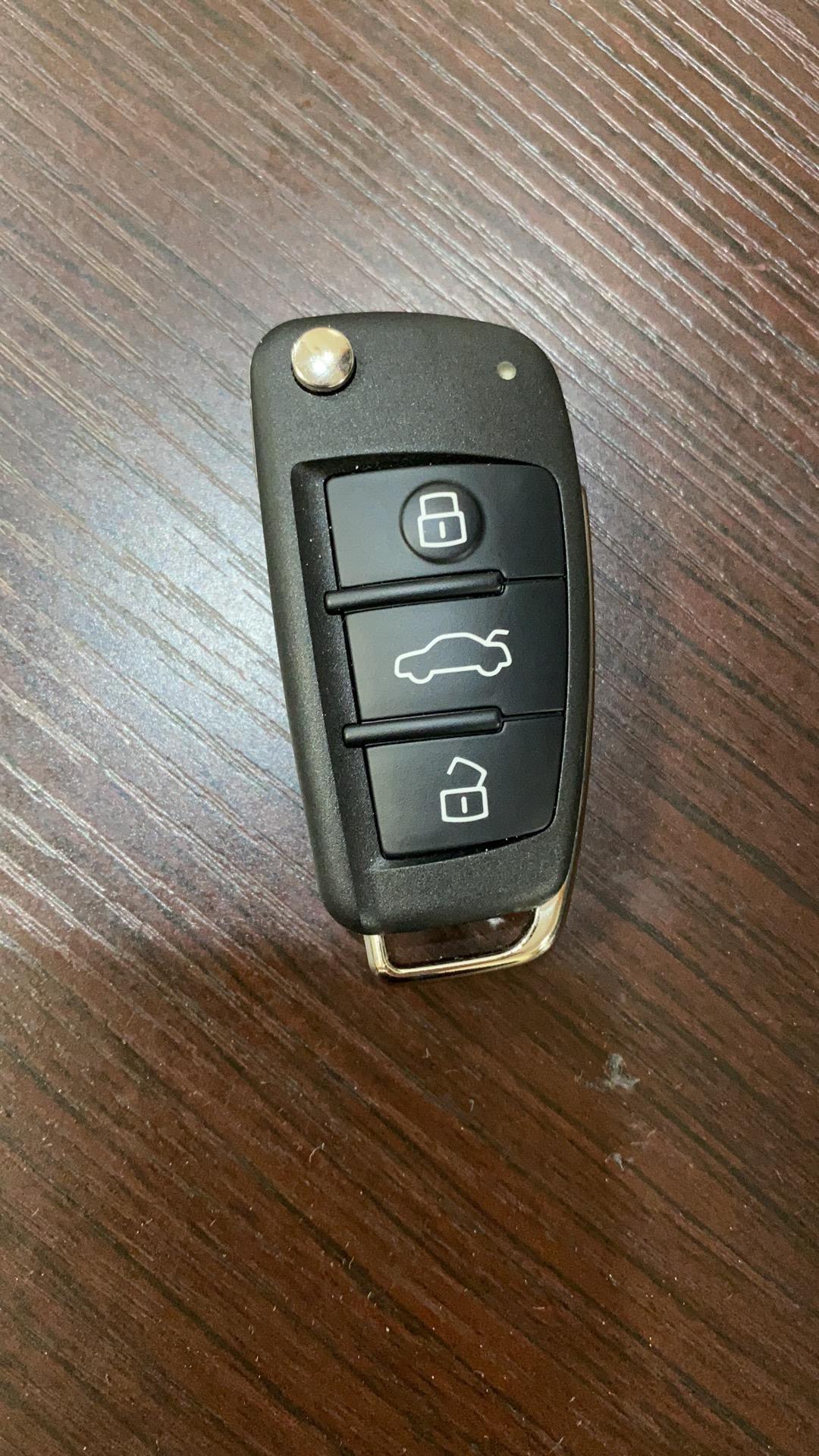 奥迪Q3 请问2020款 2.0 40TFSI 可以更换类似A4L的钥匙吗 车这么好看 钥匙还是那么土