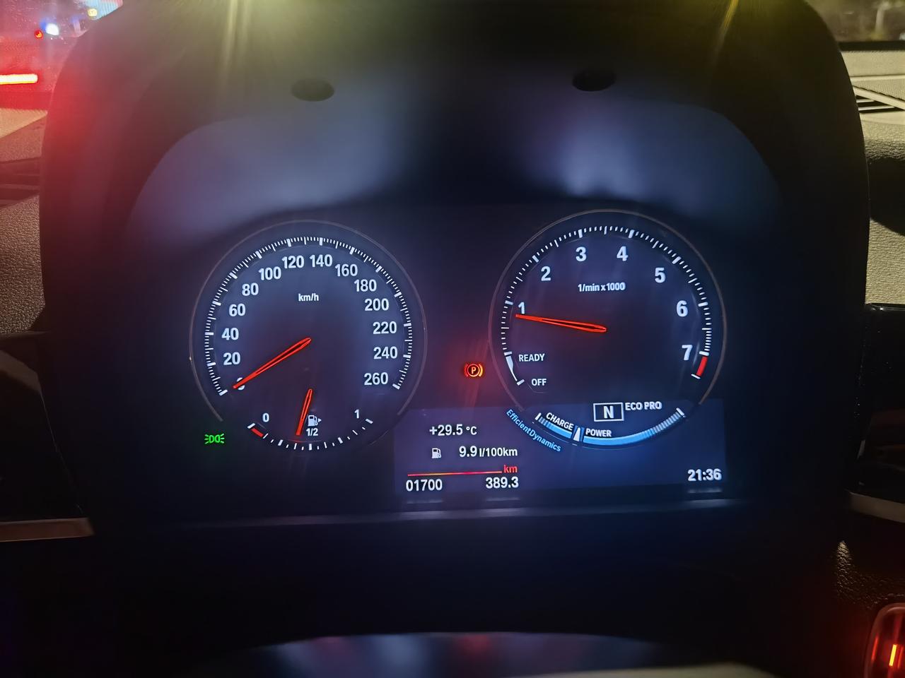 宝马X1 老铁们！2.0T领先型，跑了1500公里，纯市区，平均时速23.5km/h，油耗9.8-9.9正常吗？