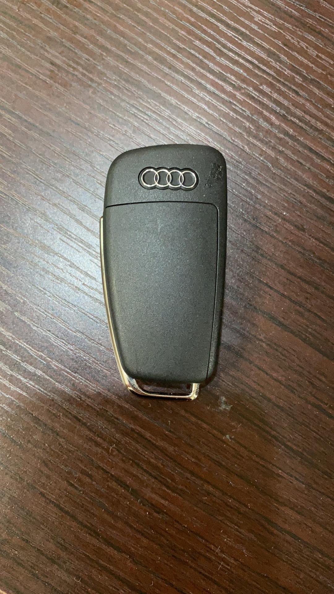 奥迪Q3 请问2020款 2.0 40TFSI 可以更换类似A4L的钥匙吗 车这么好看 钥匙还是那么土