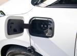 请教个奔腾NAT充电口的问题，家里的充电桩是380v 21kw的国标七口充电桩，看奔腾NAT的图片，充电口对不上，怎么处