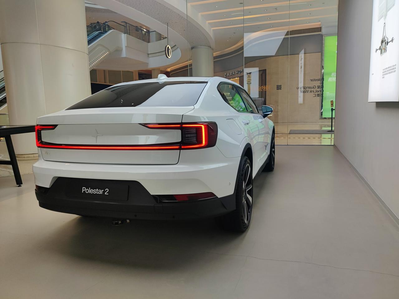 Polestar极星Polestar 2 各位已经购买了极星2的车主朋友，我昨天去尝试了极星2试驾体验特别棒。有购买的倾