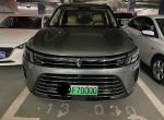 AITO问界M7 已提车，但是后备箱盖下为什么有两块电瓶啊，这是什么操作？