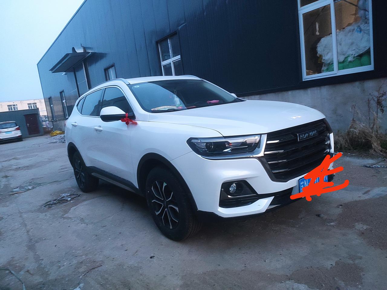 哈弗H6 你们跑高速多少个油啊？我发现跑高速和跑下路的油耗基本上是差不多的，刚提车跑过高速，也得八个左右。和现在跑下路的