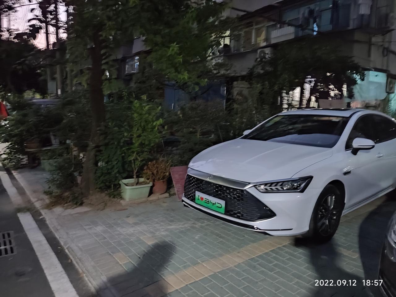 比亚迪秦PLUS DM-i 购车比亚迪秦plus120尊贵一个月了，买了一个接地宝给车充电，接地宝真的有用吗？冲多了对电
