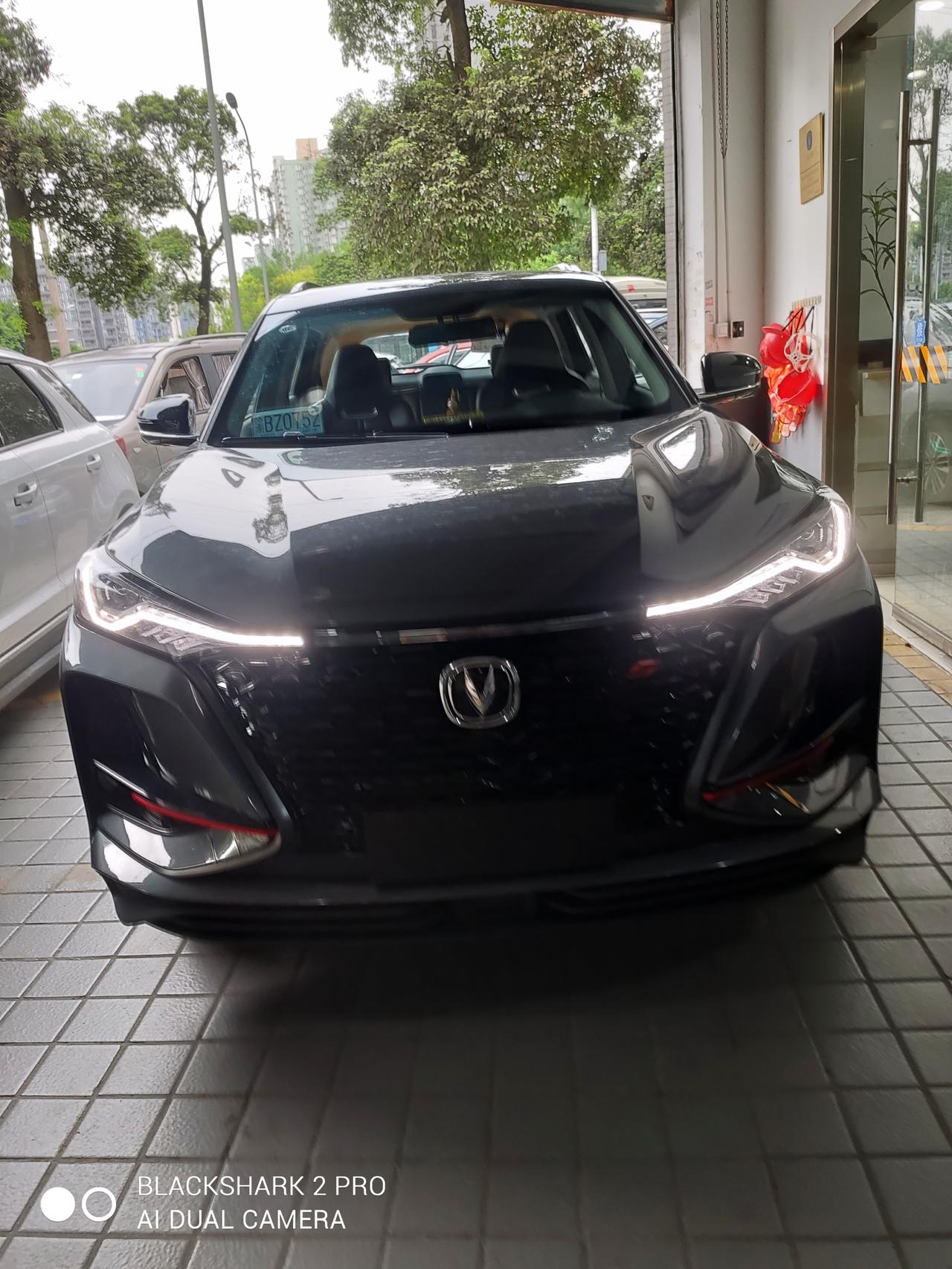 长安CS75 PLUS 再问问2021款  2.0T领航版 启动中间日间行车灯不亮，是不是正常的？谢谢