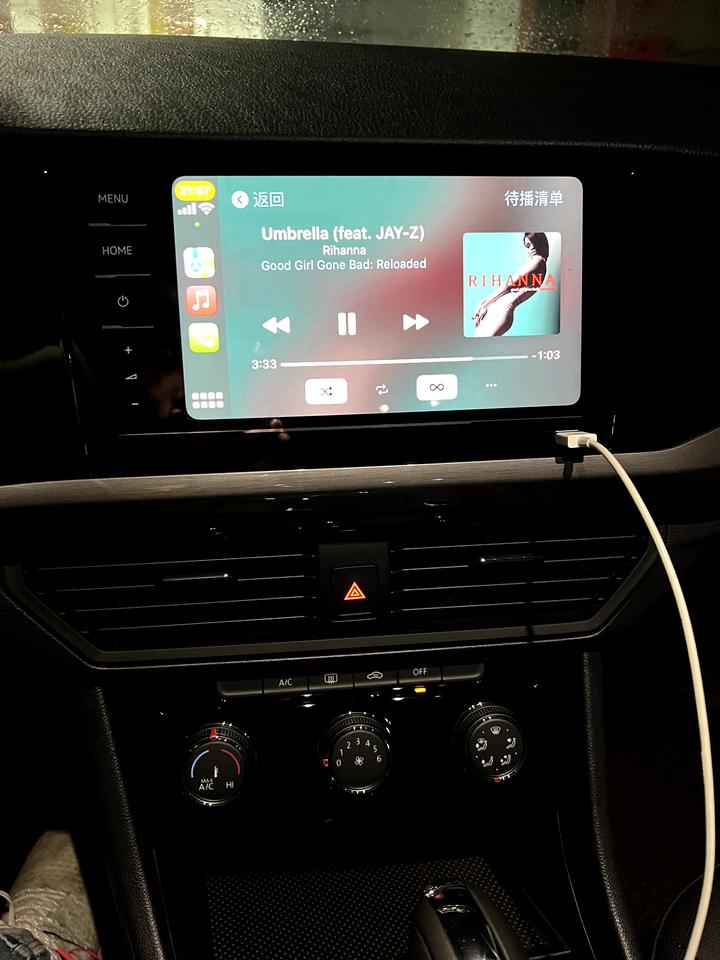 为什么Carplay 有时候可以连上，有时候又不可以，直接开朗逸数据线一插就连上了，前几天提的宝来，就连上了两次，然后就