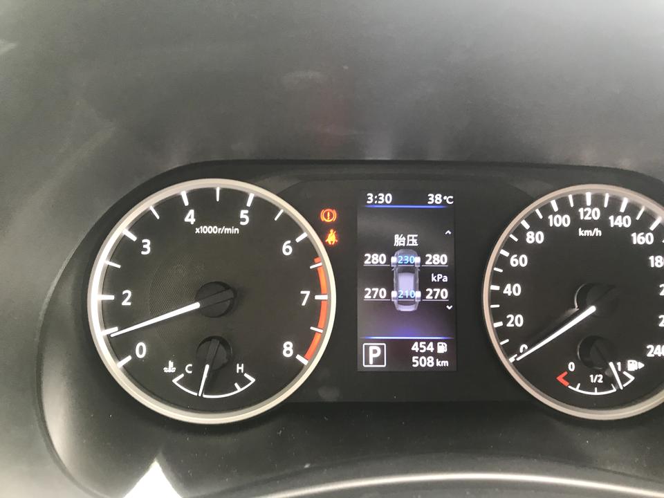 14代轩逸，这个胎压正常吗？
