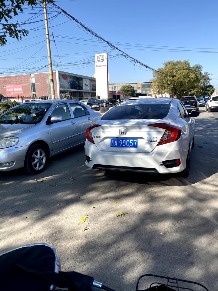 星瑞和思域你们怎么选，十一代思域看着挺好，合资也放心。要不就是选个二手10代思域11w左右