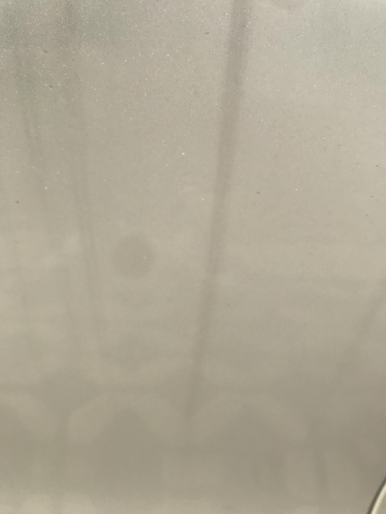 日产轩逸 下雨就出现这样的黑印子各位大神怎么处理