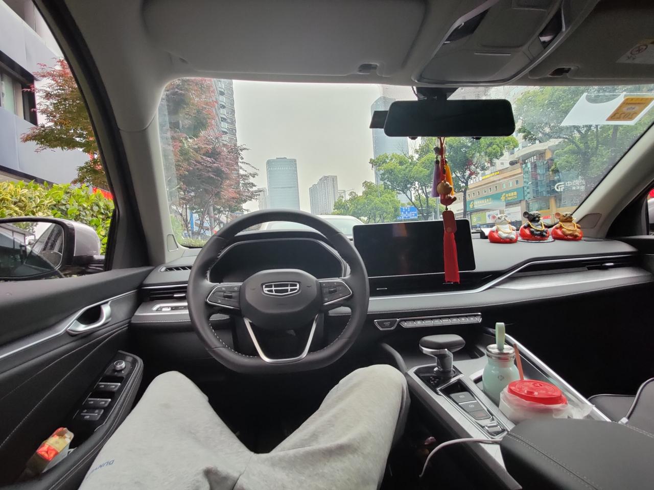 吉利星瑞 我特别好奇你们5-6-7的油耗怎么开出来的？我每次出行没有低于9.5，一般就是10左右，反正起步就40码，是因