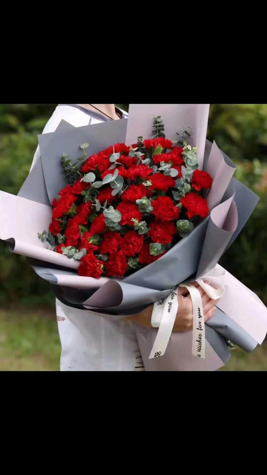 宝马5系 13年9月，宝马525到什么价格？全车没有大事故。刚换了4条马牌轮胎。想入手