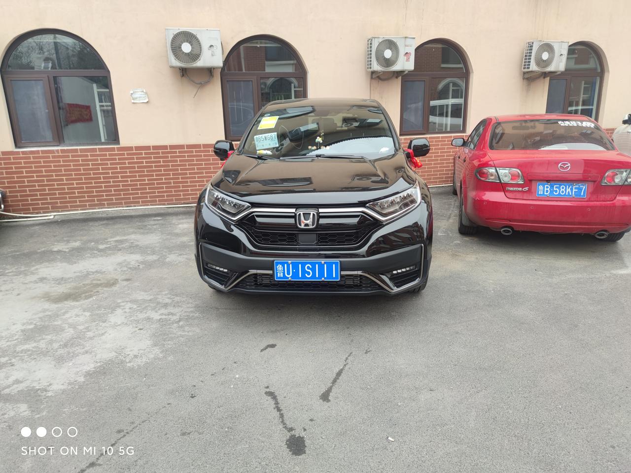 本田CR-V 有没有懂的兄弟们，这个车牌大概值多少钱啊