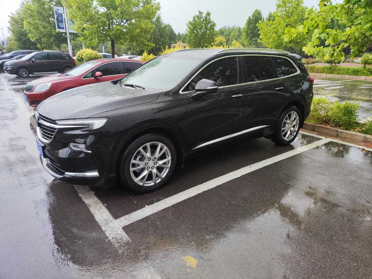 昂科威plus配置无线carplay，别克旗舰suv昂科旗确只给有线carplay，谁能给我解释下？