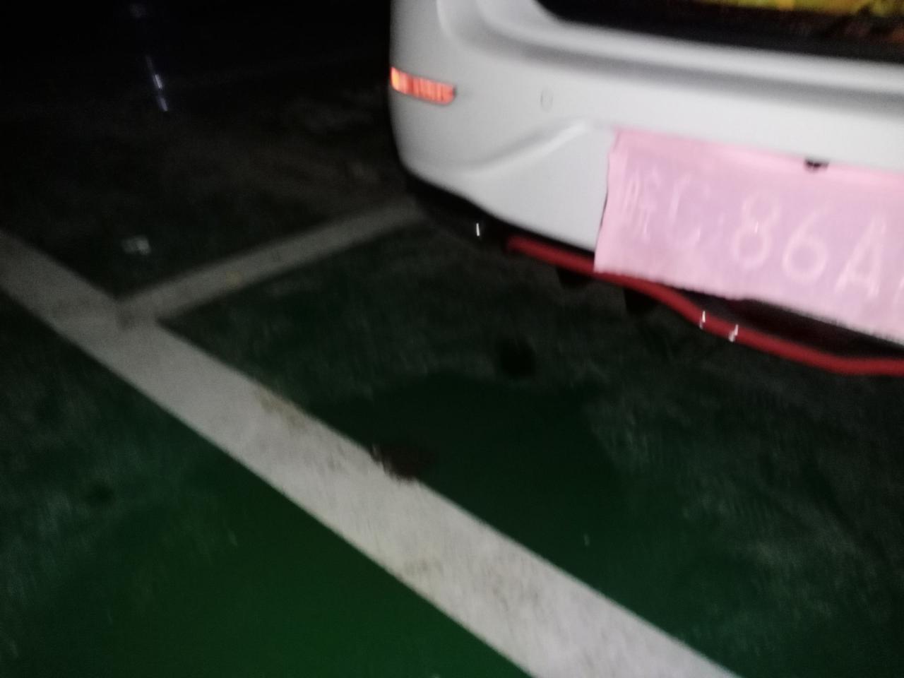 别克英朗 有和我买的一样的吗？带起步影像，左右转影像，一健启动，鲨鱼鳍天线，后尾翼，落地九万八多