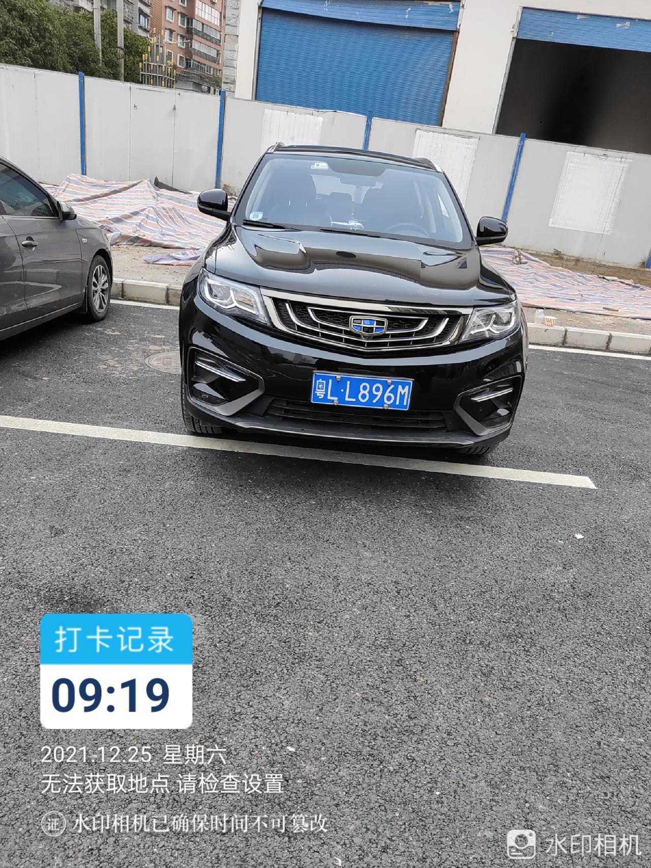 18博越4G互联版  车机失灵黑屏没反应我之前是博越车主，自己换车了。 然后 博越这车给我父亲开。今天车机失灵没反应坏了