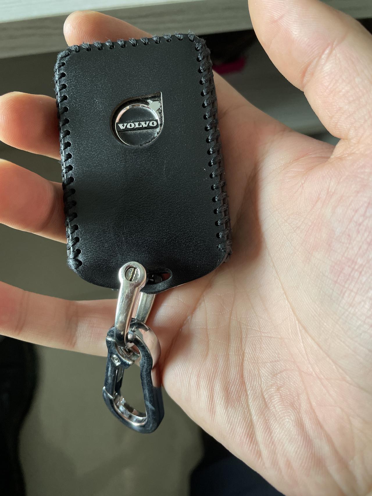 沃尔沃XC60 有没有车友配过钥匙的，我的钥匙一个坏一个掉厕所了 4s店报价2800一个 外面车店报价800 正常价格是