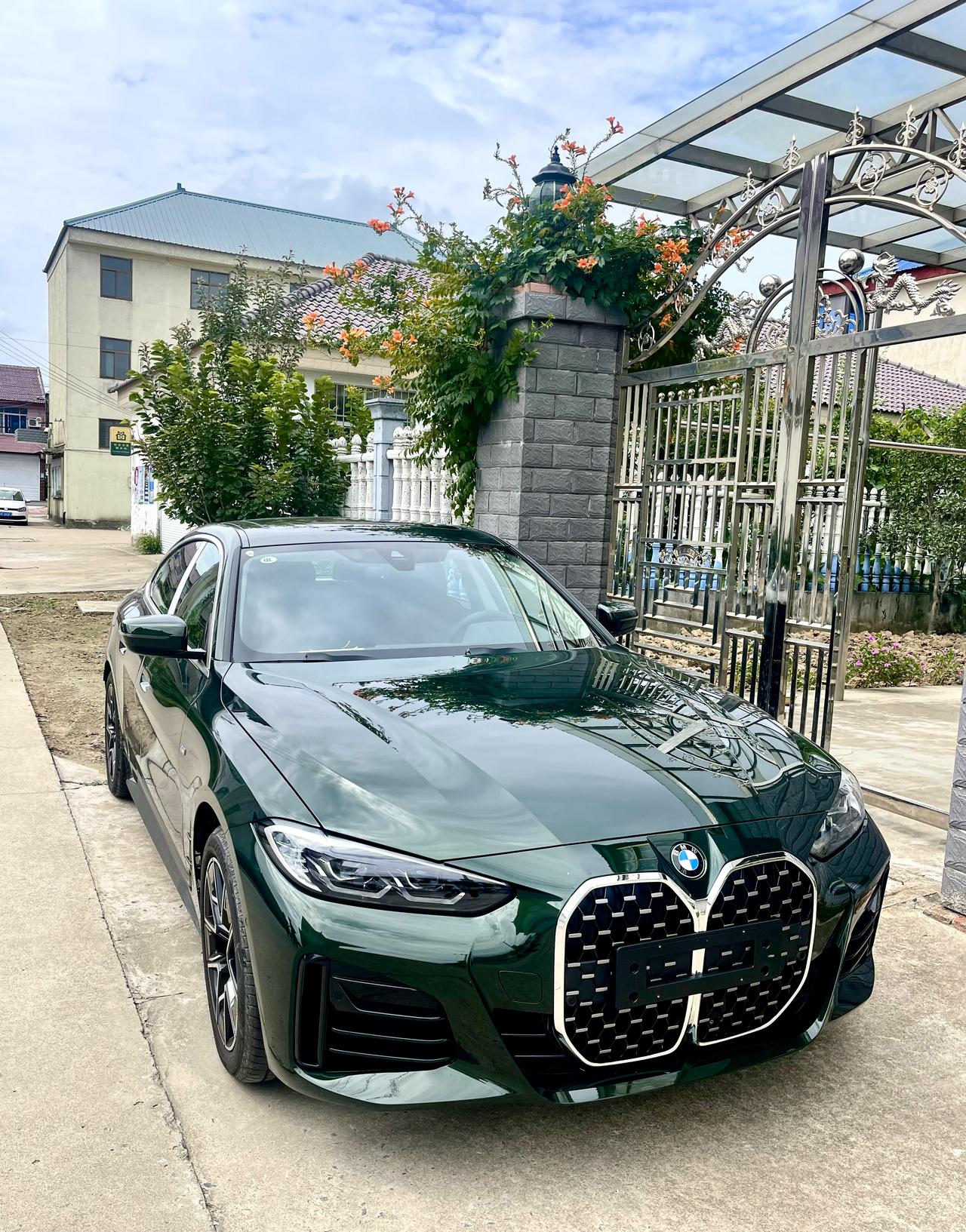 宝马4系 请问有4系车友群吗 刚入手小白找组织