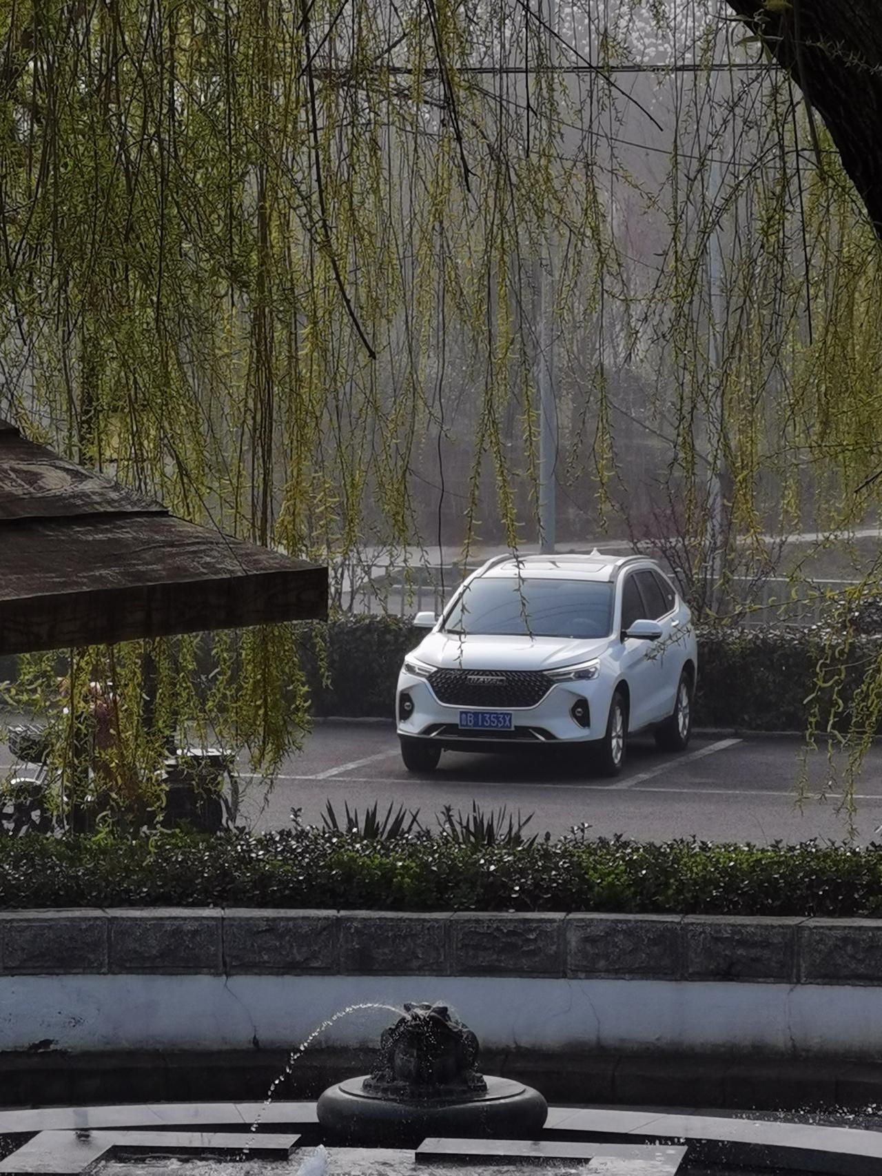 哈弗M6 请问哪个车友知道m6 plus的 点烟器 在哪吗？