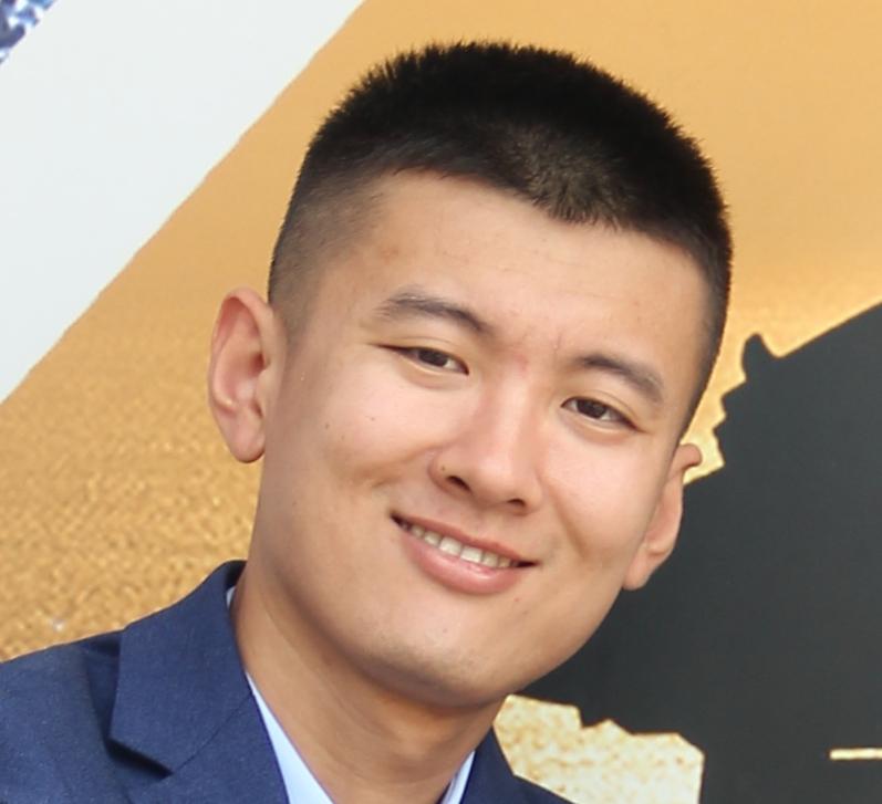 广汽传祺传祺GS8 想定混动的 对车也不懂 想问问大佬混动四驱和两驱有啥区别？ 再就是置换需要把车直接给4s店还是现车到