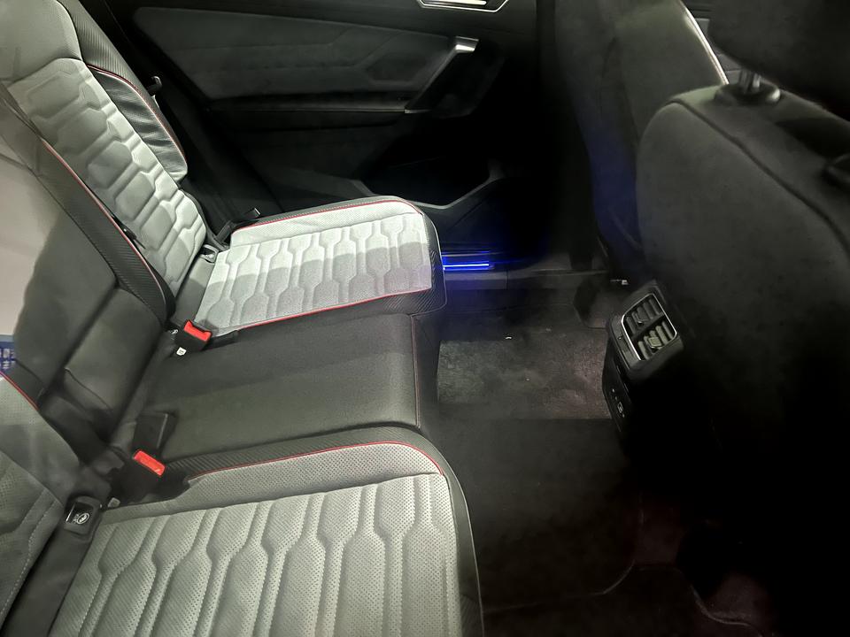 大众途观L PHEV 求助锁车之后，驾驶室左后门的踏板迎宾灯一直亮着，今天开车的时候特地观察了一下，也是亮着！其他3个门