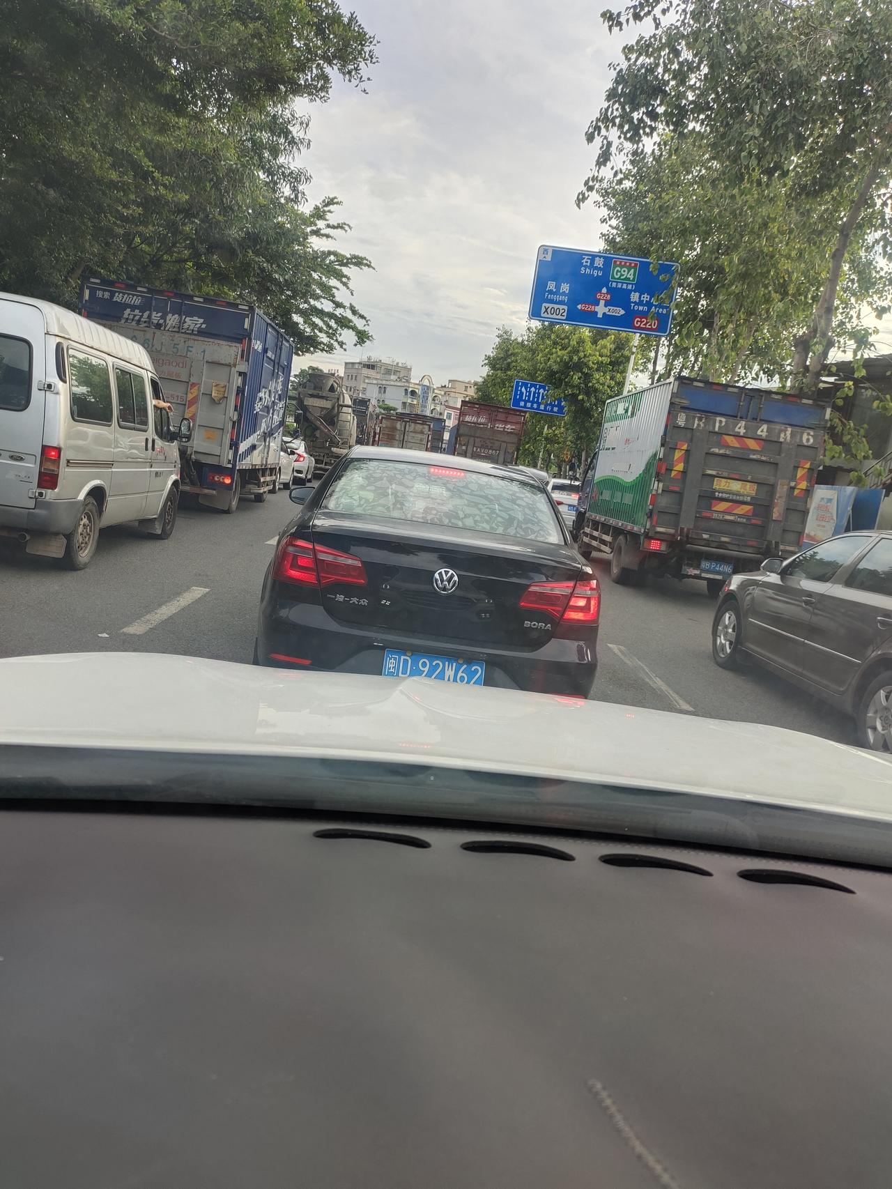 捷途X90 我的x90  为什么着车等怠速下来以后  发动机仓好大的声音 哒哒哒的声音好大   去4s店又说没问题  但
