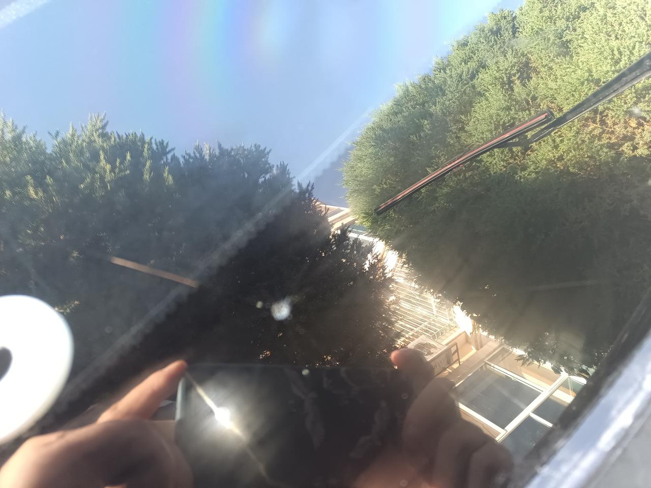 捷途X90 汽车前挡风玻璃破损，严不严重
