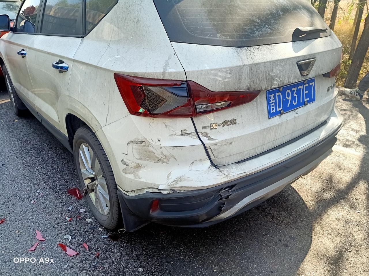 捷达VS5 这种情况需要换后边那个门吗有什么影响