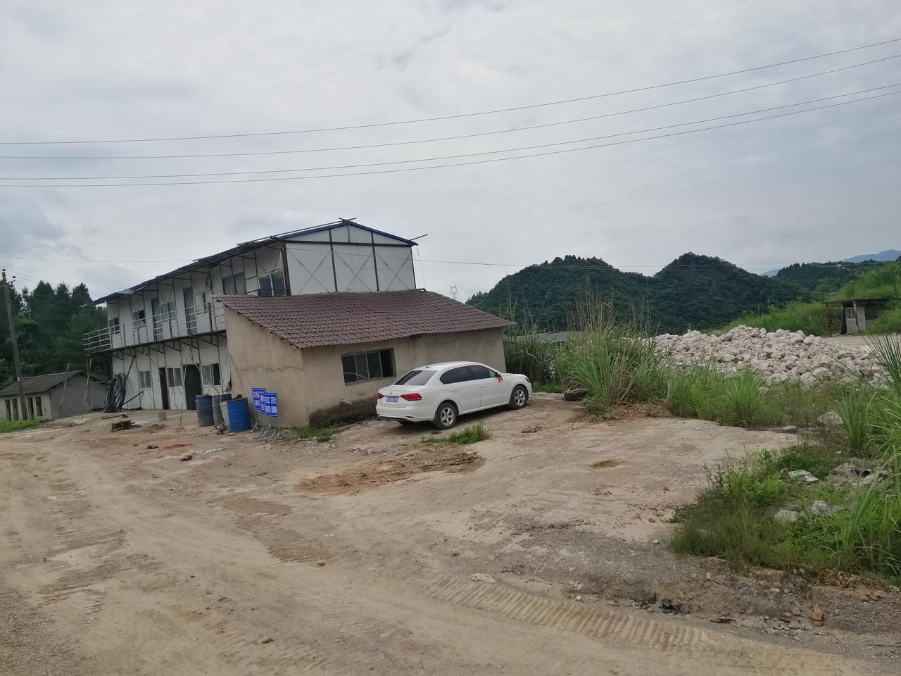 大众朗逸 郎逸启航自动风尚版9.2万落地贵吗？