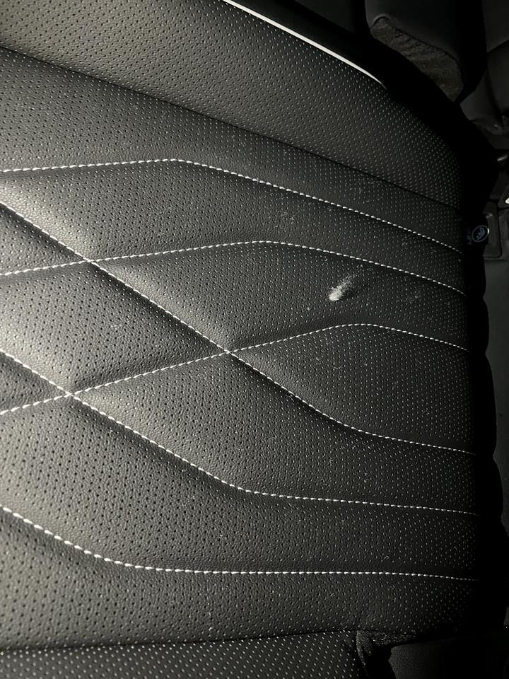大众途观L 后座椅靠背出线毛毛！有什么解决的办法吗？