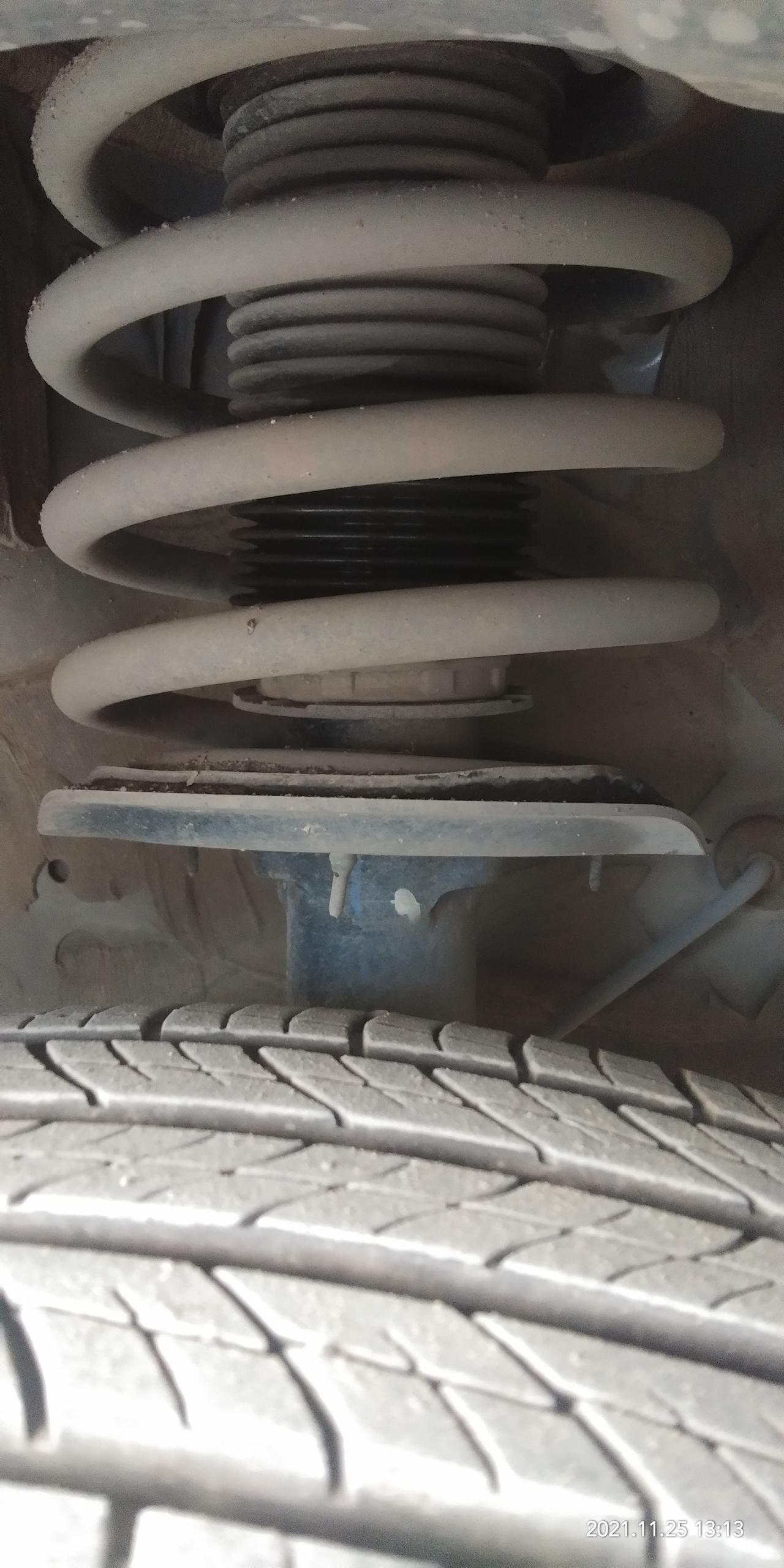 长安CS75 PLUS 左前轮减震器漏油，有影响吗，元月20号买的车，在不在质保范围内？谢谢！