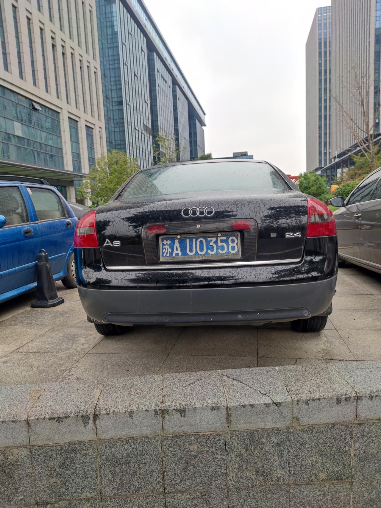奥迪A6L 这是九几年的车子呀？各位车友