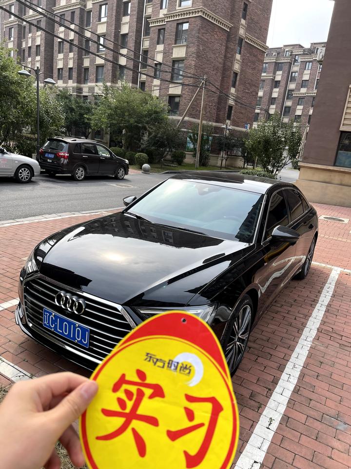 奥迪A6L 大家加油都是怎么加的啊？我朋友告诉我最好只加中石油，中石化，但是都没有优惠，各位大哥有优惠加油的方法吗？