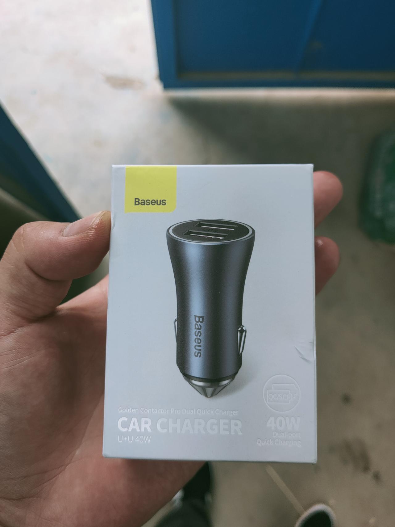 比亚迪宋PLUS DM-i 有没有能用的车载手机快充转接头，就是点烟器那个，买了好几个了，都不能用