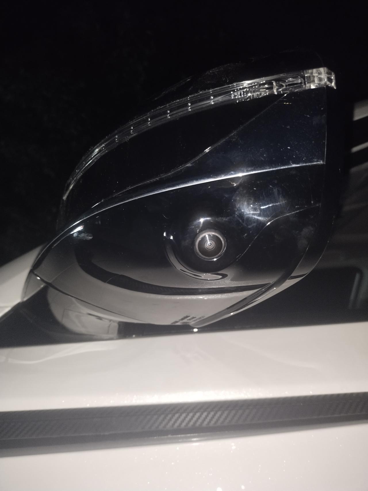 长安CS75 PLUS 360影像，左侧突然间就黑了，这是什么情况？没有碰撞之类的
