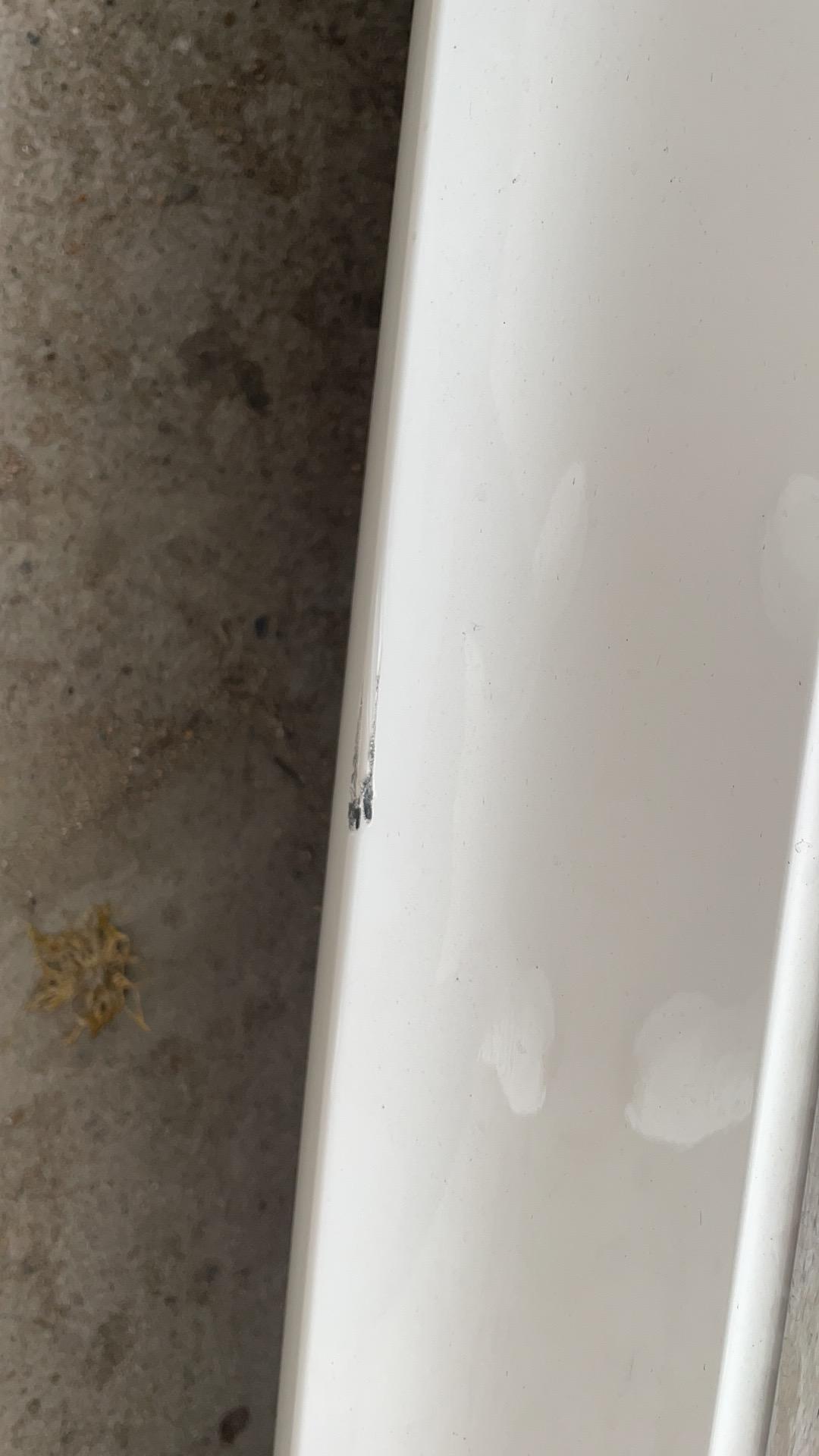 大众途观L 新车一血了 昨天刚提 比较懵逼  有没有踏板装上的推荐一下  让我没事拿踏板挡一下