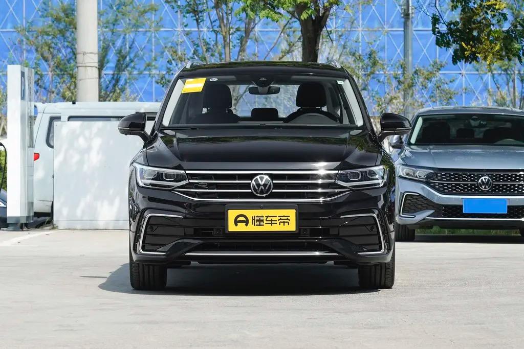 大众途观L 有没有好兄弟知道 现在无锡这边 330越享版 多少钱能落地的 还没去看 下个月准备去买车 有没有哪位好大哥回