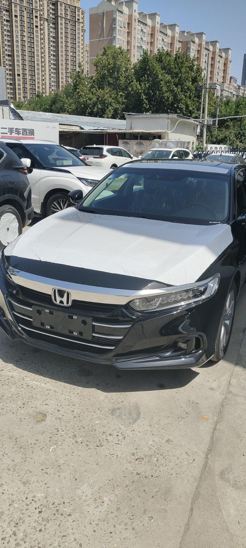 本田思域 陕西西安新买的车，没有临牌可以开吗？