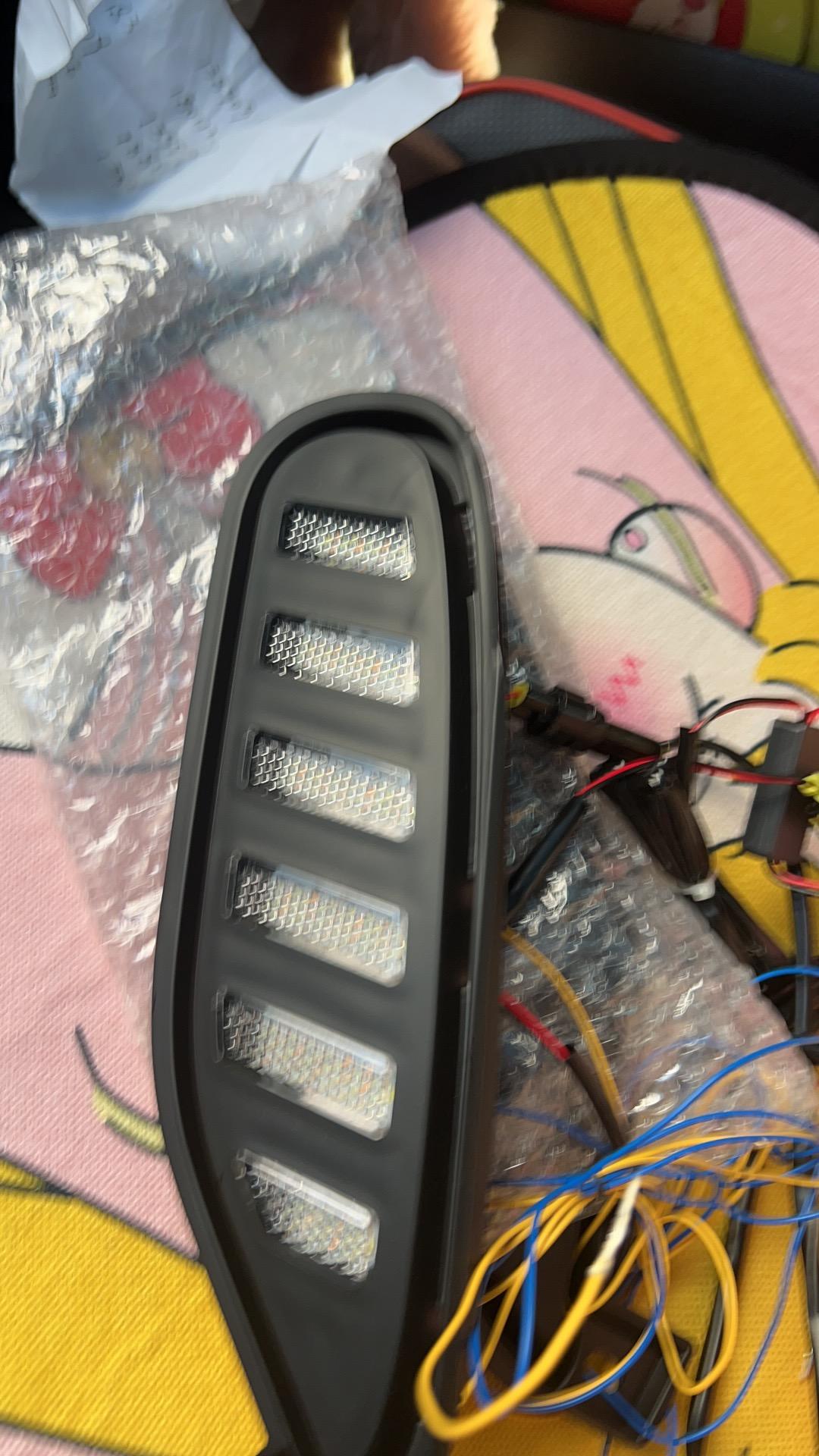 比亚迪宋PLUS DM-i 花不到1千元改装外面的灯饰
