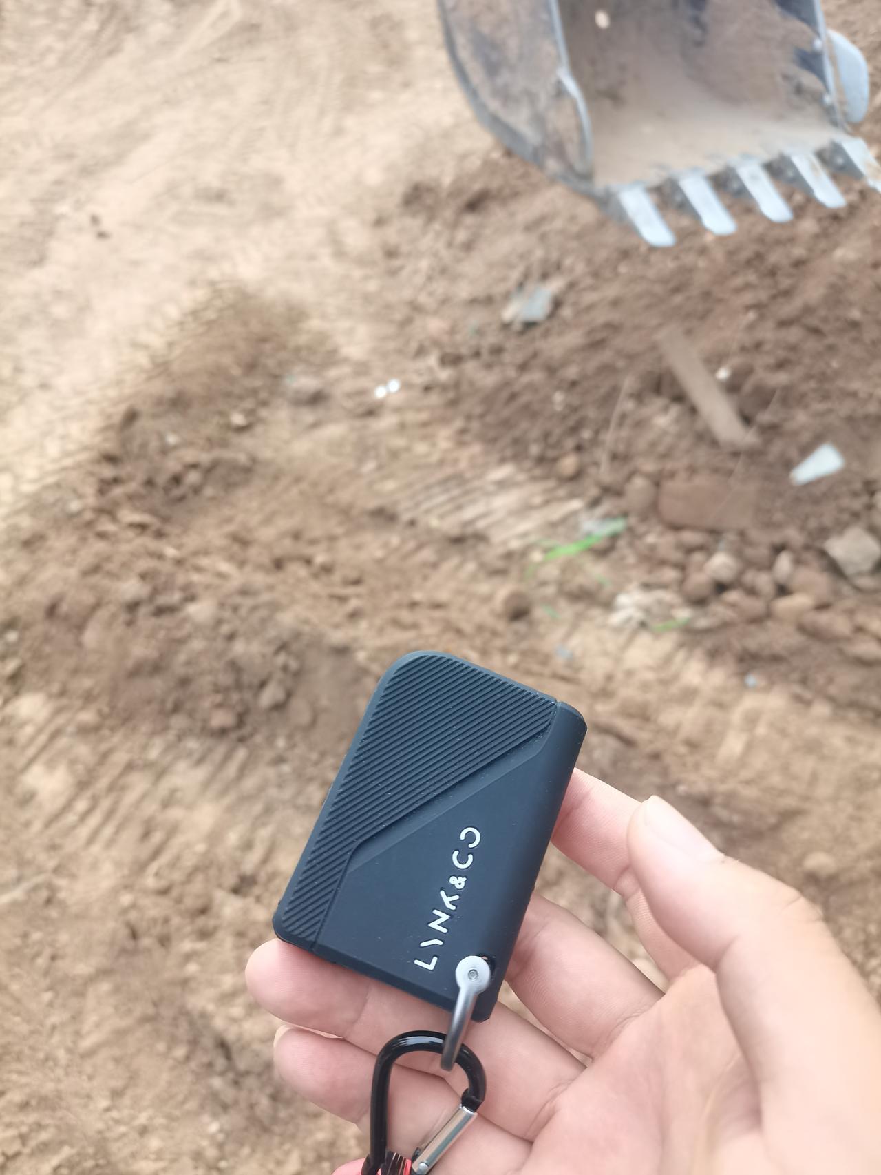 领克06 06感应后尾门怎么开啊？