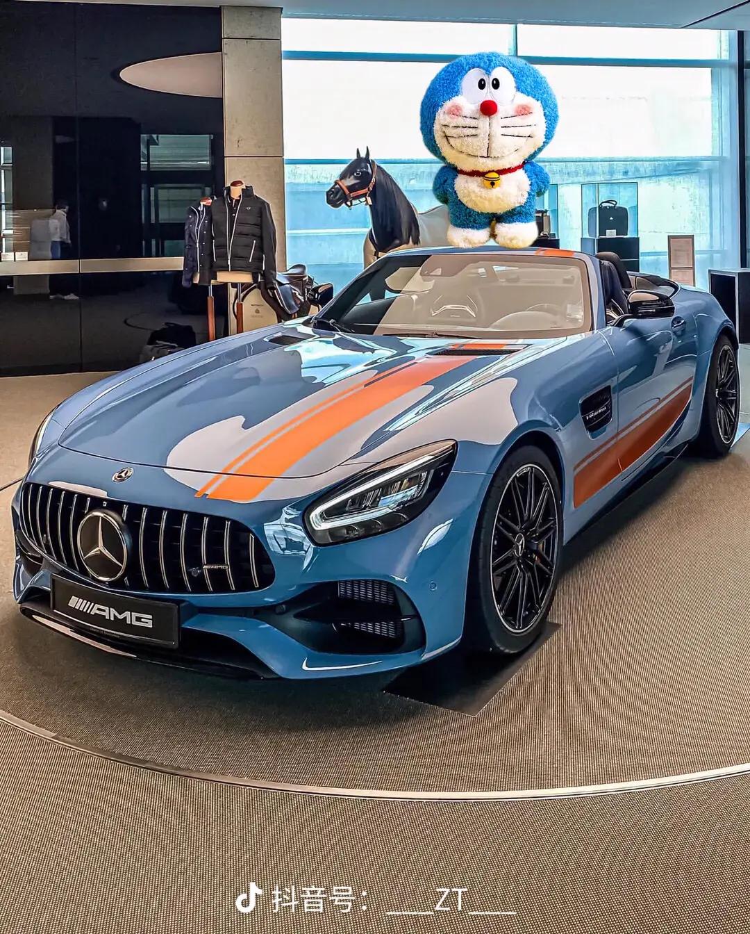 奔驰AMG GT 这是那款车？国内可以买吗？感觉找不到啊