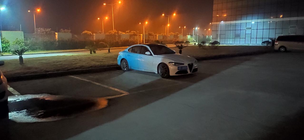 阿尔法·罗密欧Giulia 现在21款豪运落地价在什么价位，最好是重庆或者成都这边的4S店