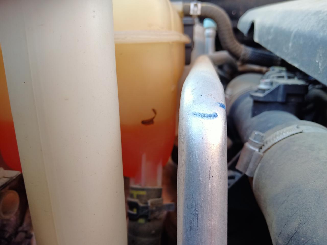 长安CS75 18款75出现丢防冻液，肉眼没有发现漏点这种情况正常吗