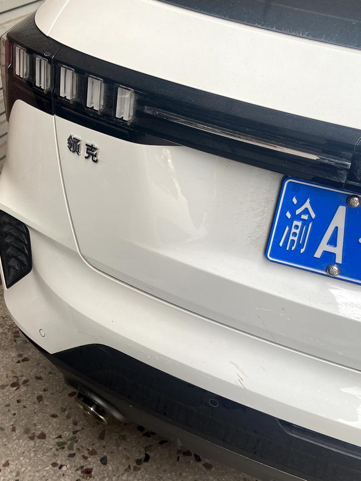 领克06 停在楼下被谁的电瓶车给刮了，找不到人大家都是装什么样的行车记录仪啊